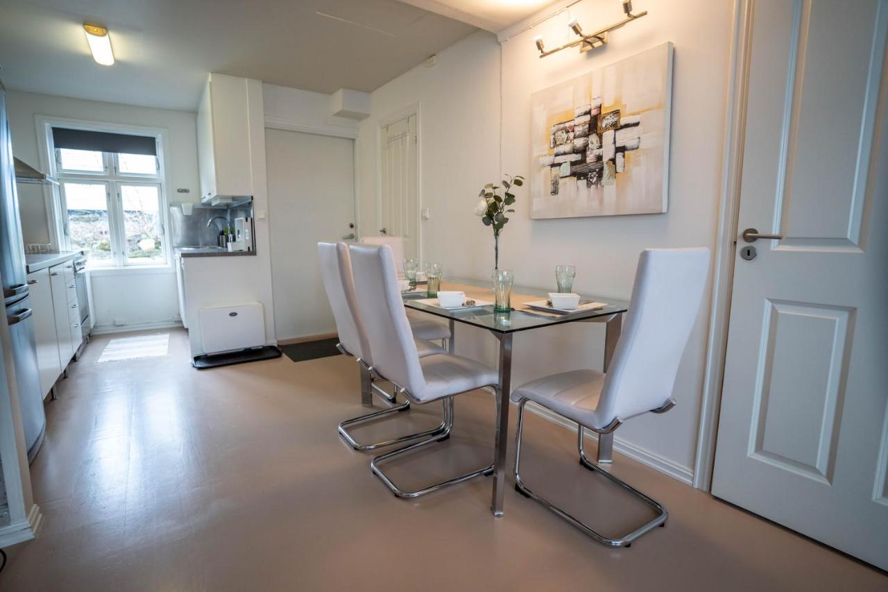 Central At Bertis Ap 2 Nice And Cozy Central 3 Bedrooms And Bigterrace